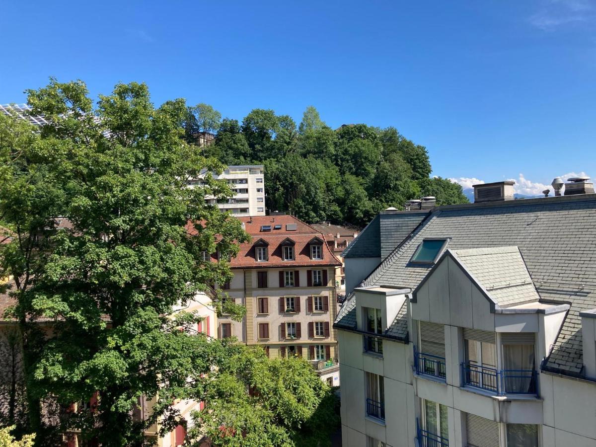 Charmant 2 Pieces Avec Parking Prive Лозанна Экстерьер фото