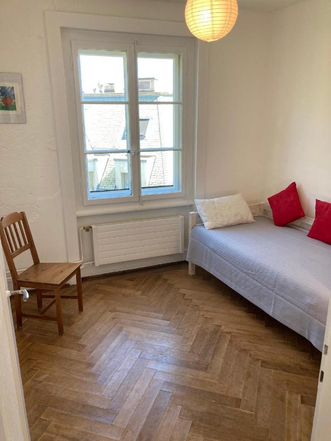 Charmant 2 Pieces Avec Parking Prive Лозанна Экстерьер фото
